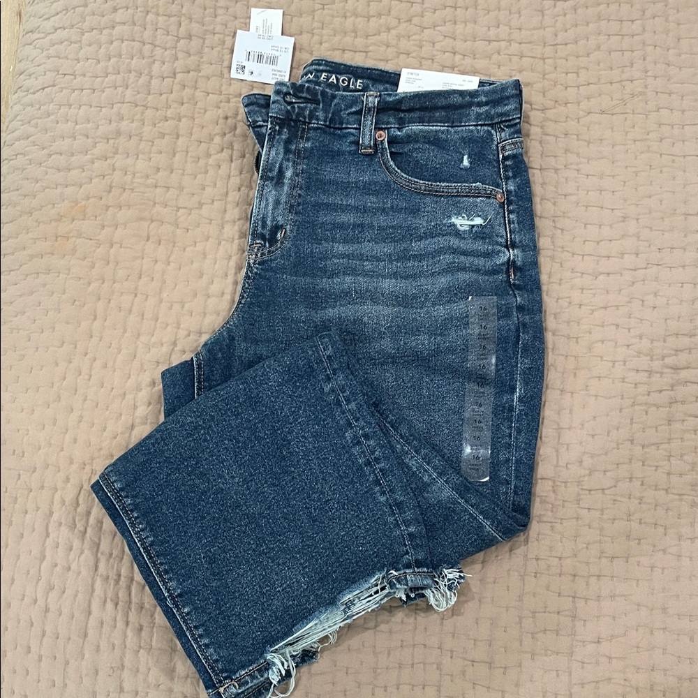 American Eagle Outfitters Women’s Dark Curvy Straight Jeans - Picture 6 of 6